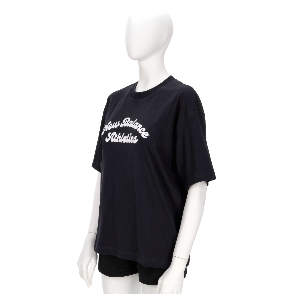 New Balance 女款 黑色 NB 美規 寬鬆 印花 休閒 短袖 WT53525BK