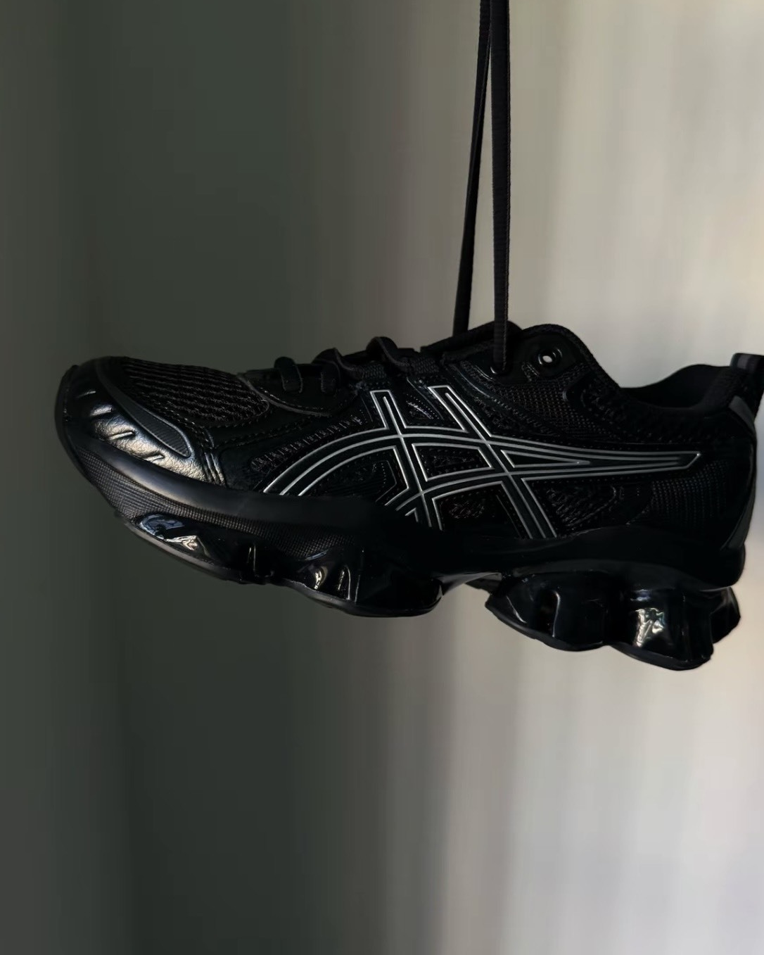 Asics GEL-Quantum Kinetic 石墨黑