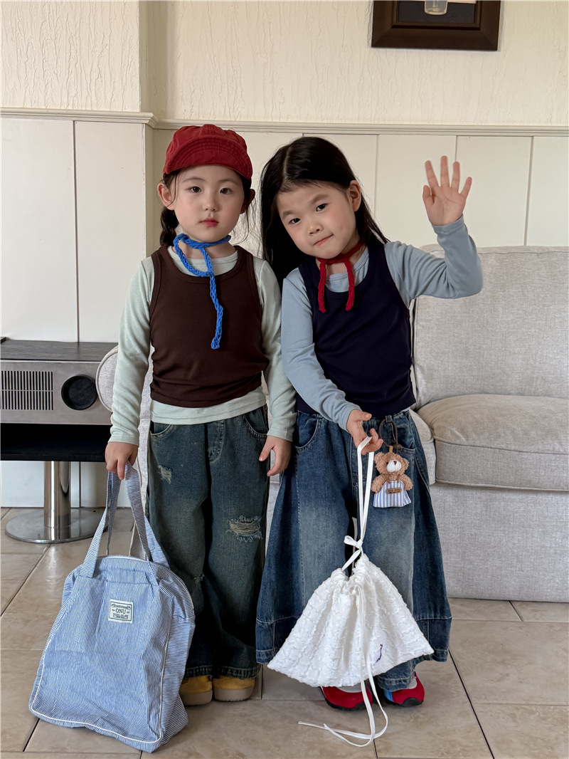 女寶看這邊｜小熊娃娃牛仔寬褲