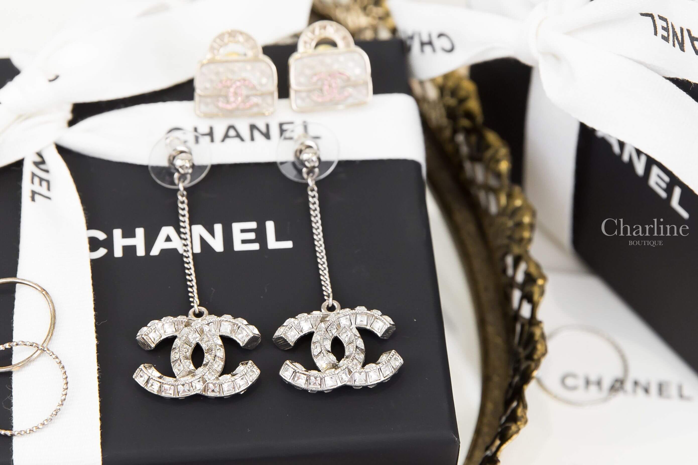 Chanel Earrings 銀色方格水鑽CC垂墜耳環
