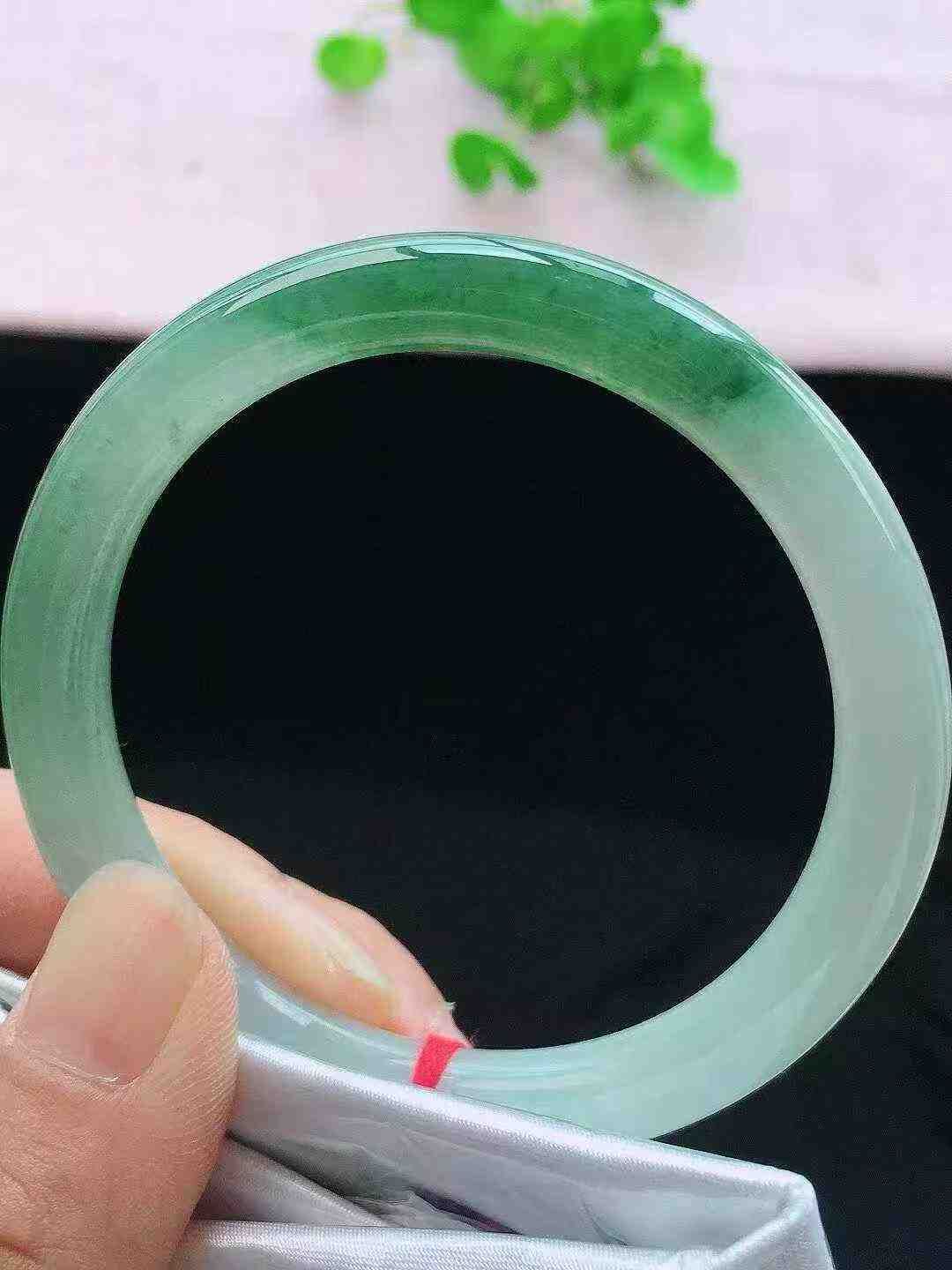 975857 56mm冰油圓條翡翠手鐲 (54-56)