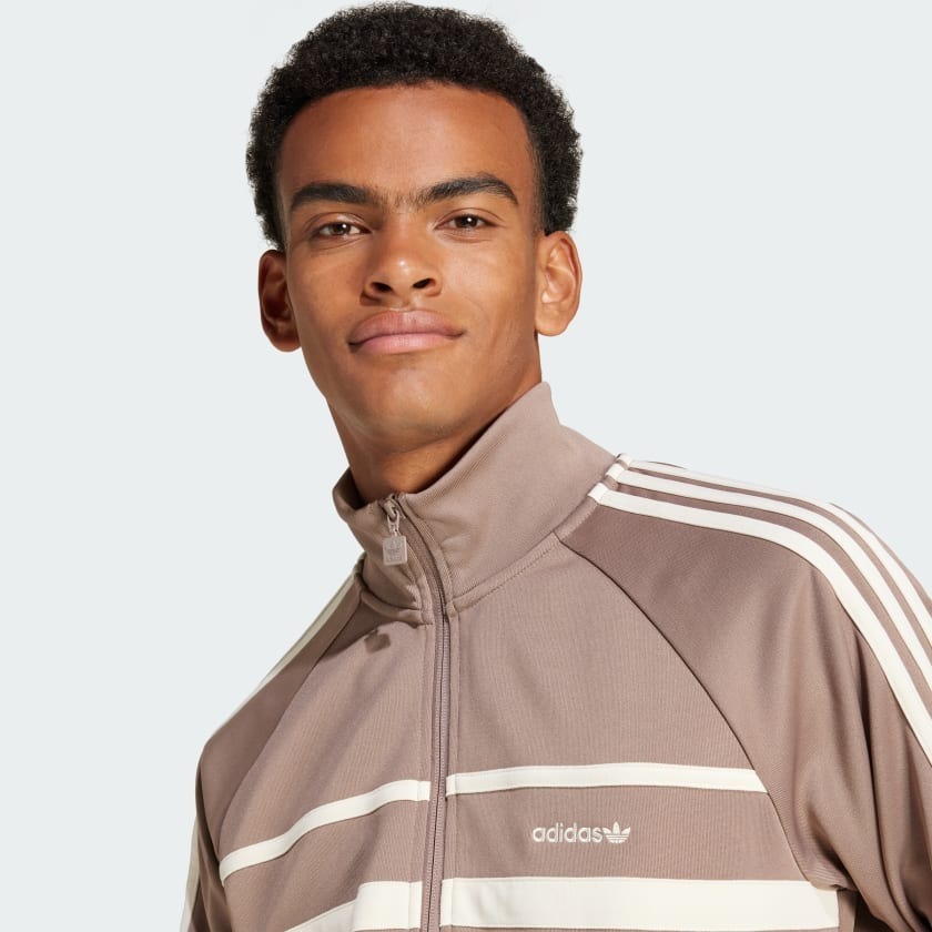 ADIDAS 外套 FIRST TT 奶茶色 復古 立領外套 男 JP1043