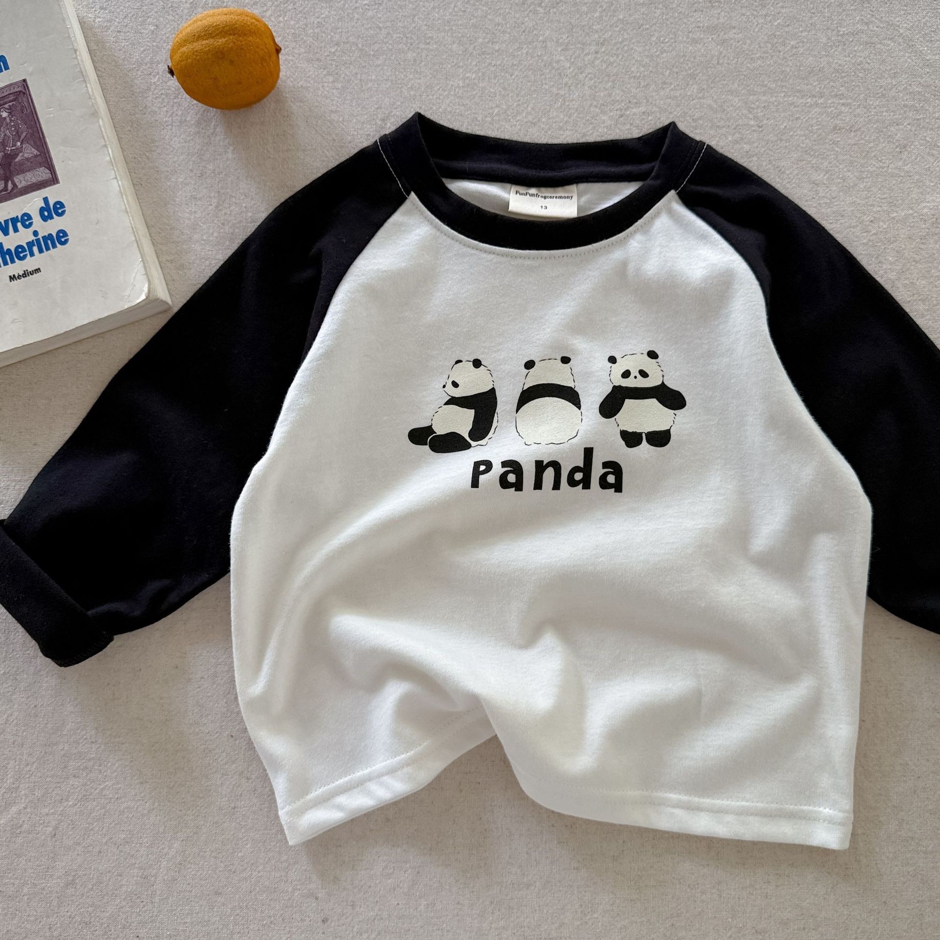 黑白胖達拼袖上衣