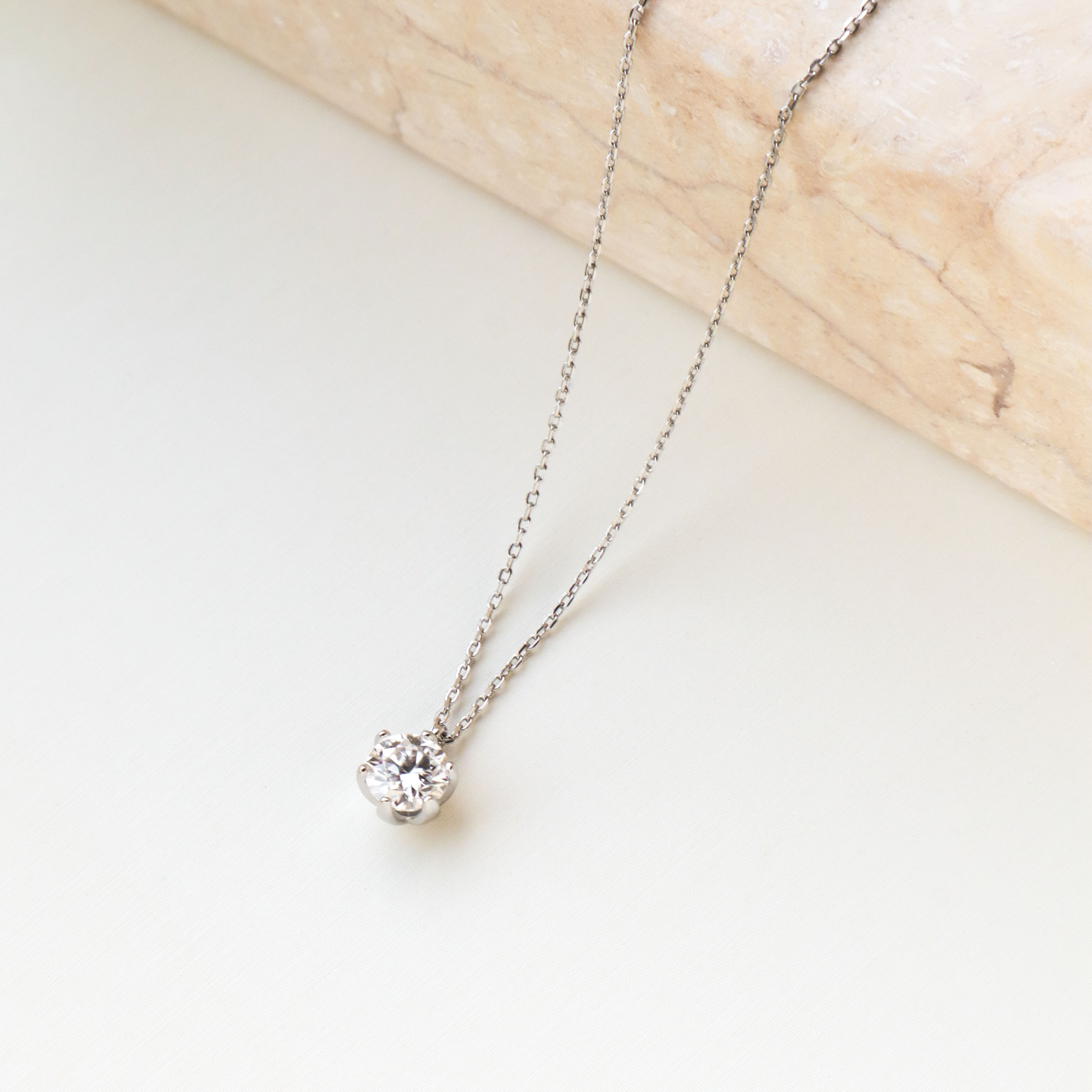 Silver/莫桑鑽經典單顆項鍊