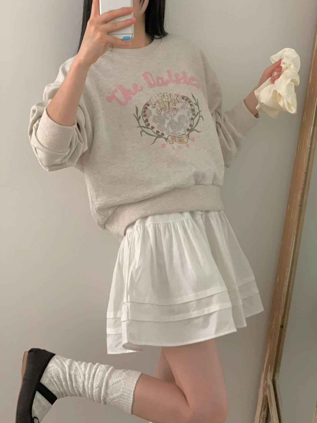 Daisy衛衣(燕麥色)