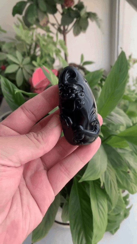 97727 和田玉稀有戈壁旱籽龍