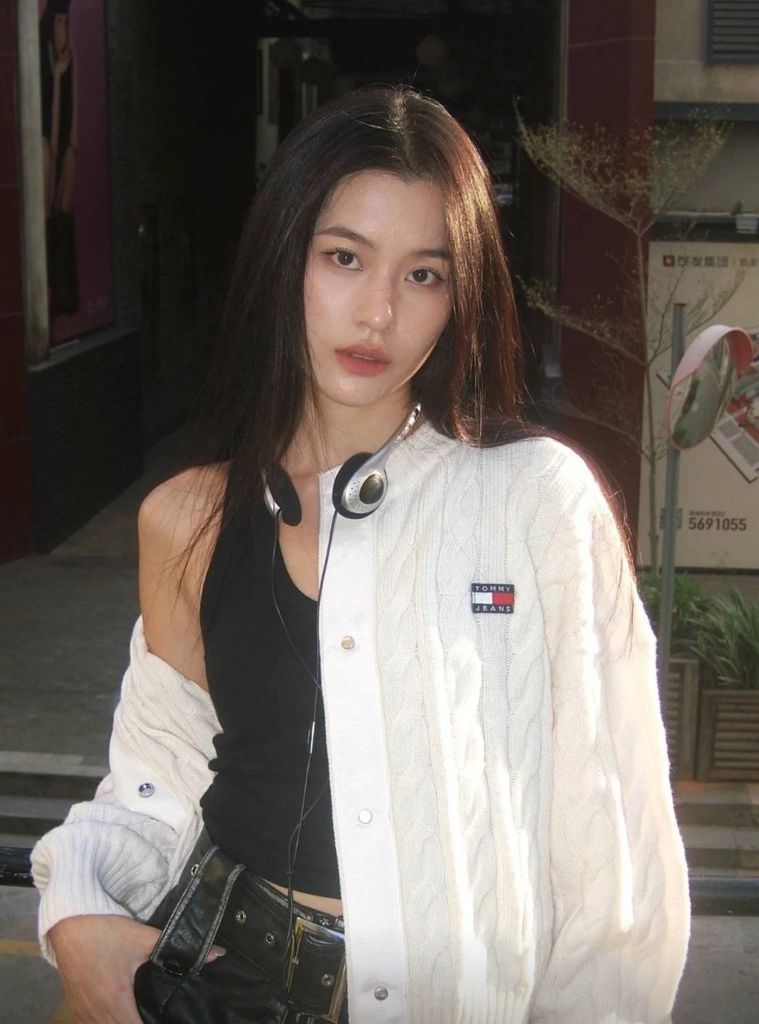 【代購】Tommy Hilfiger 粗繩花 復古學院風 圓領開衫針織衫 女款 DW0DW16529 SEP25