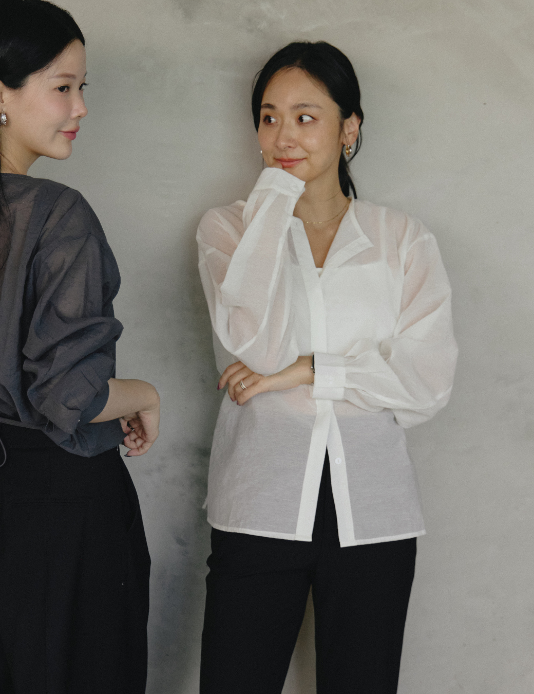 無領透膚綁帶襯衫（白色）