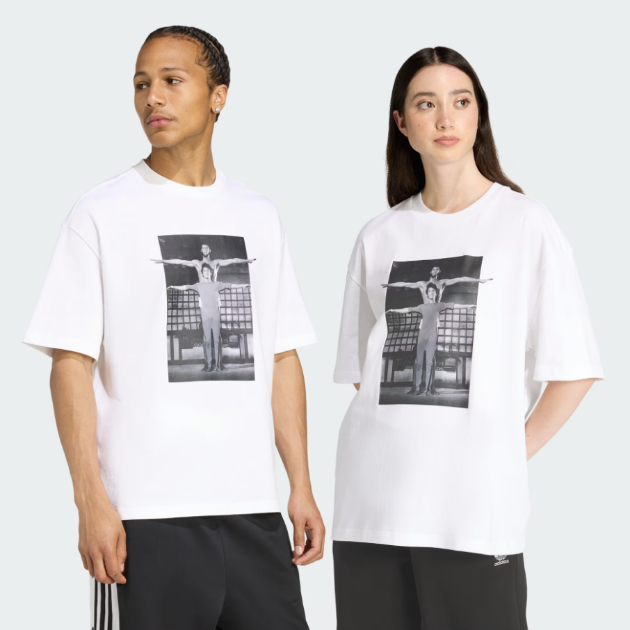 【 adidas BRUCE LEE ICON TEE 訓練場景短TEE - 白 】
