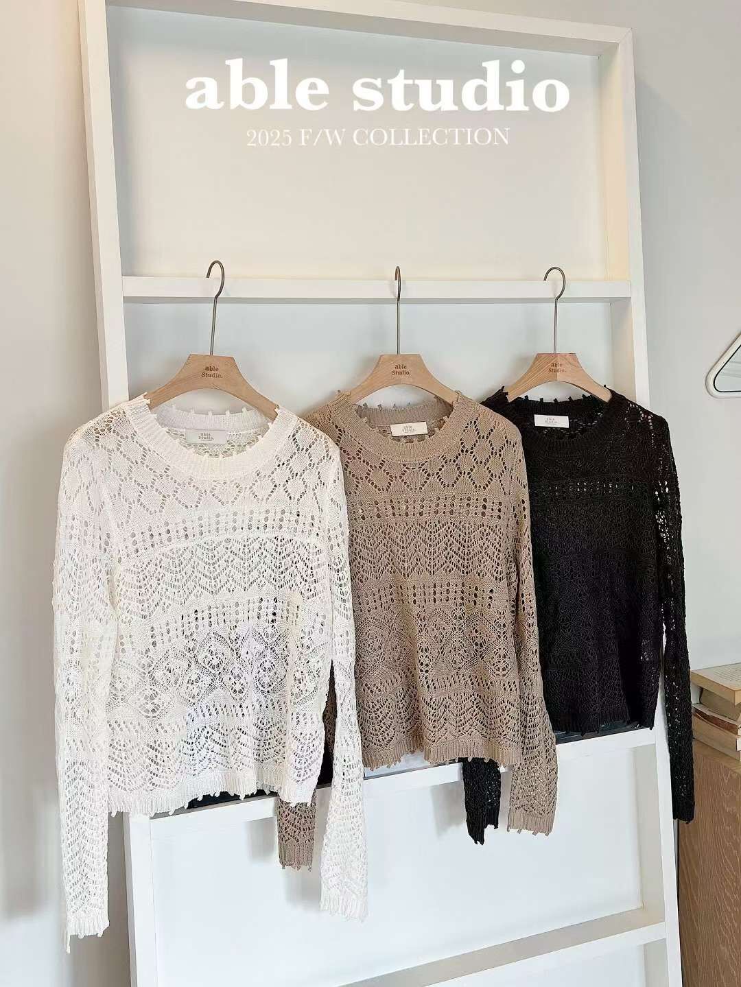 AS5015 針織通花長袖上衣