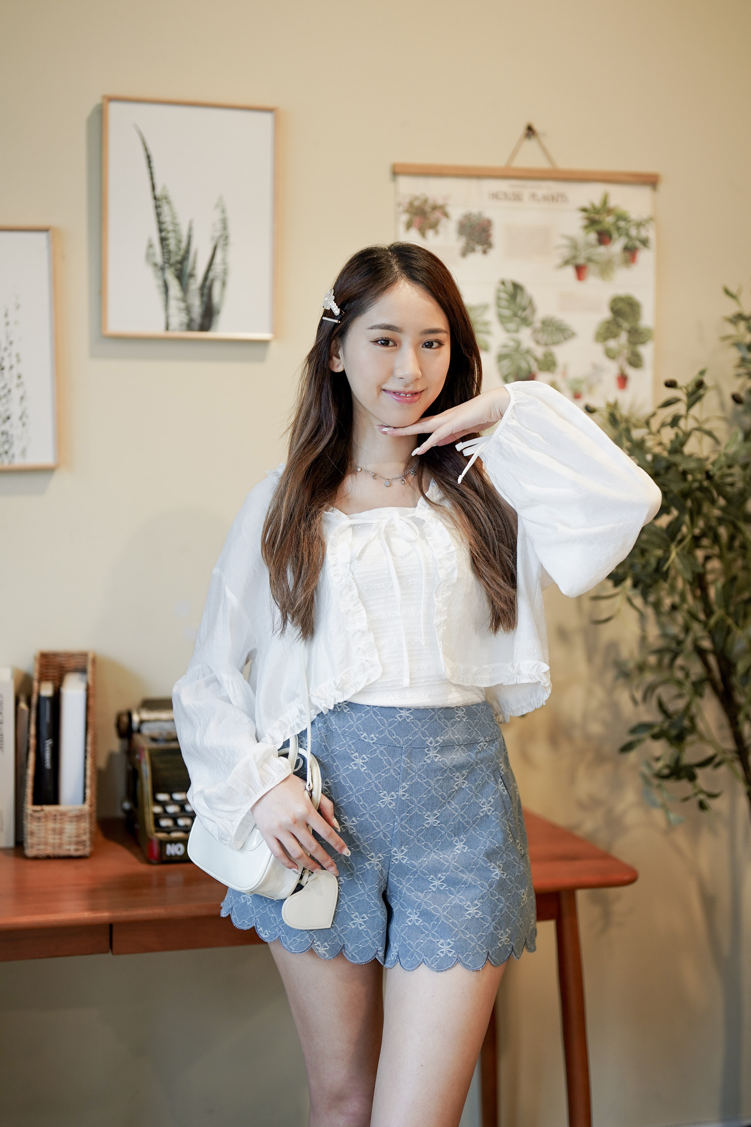 JK240 Alloy Ruffles Puffy Jacket