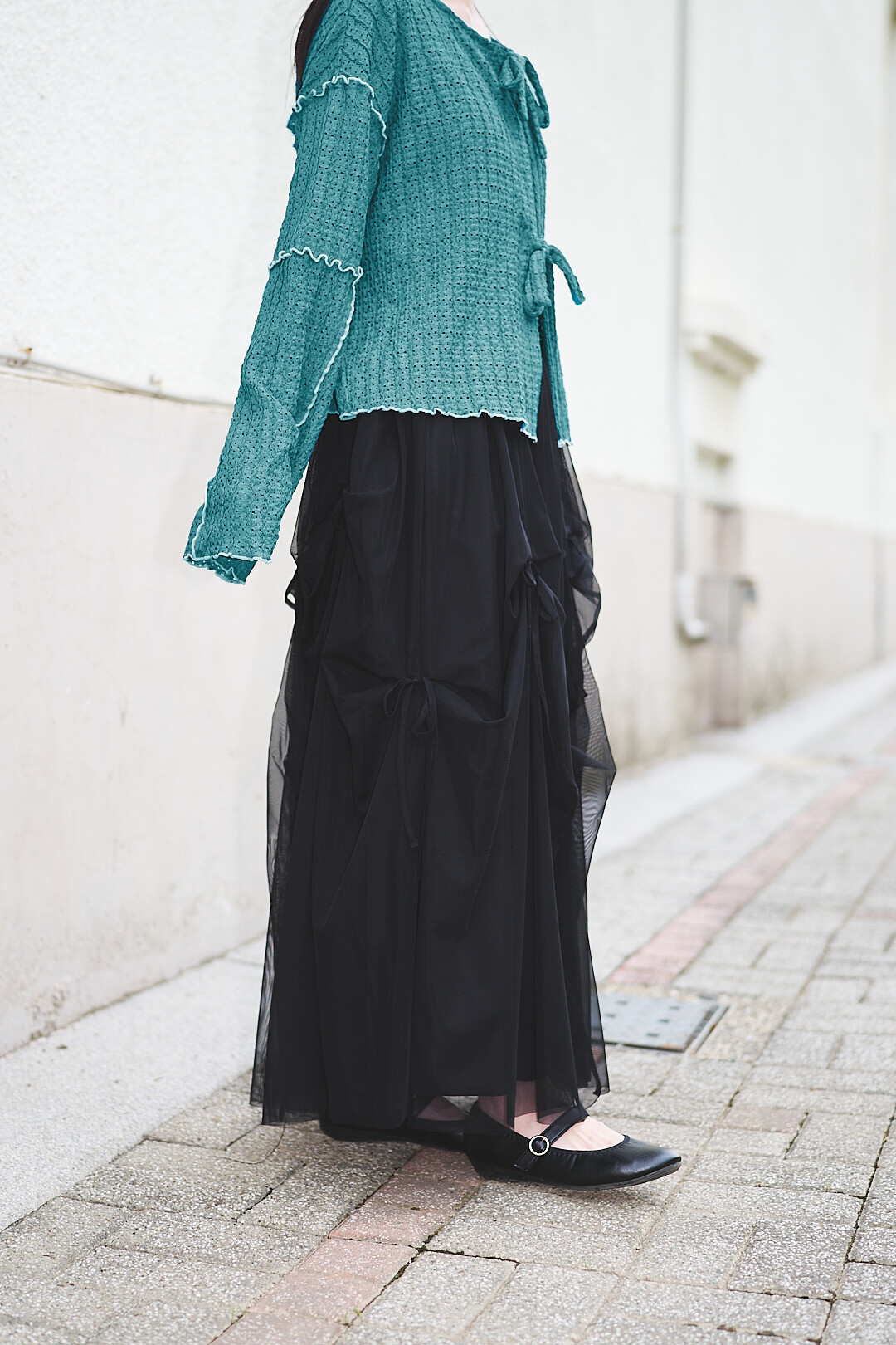 輕綁著雲霧！蝴蝶結薄紗半身裙(兩色-濃黑)