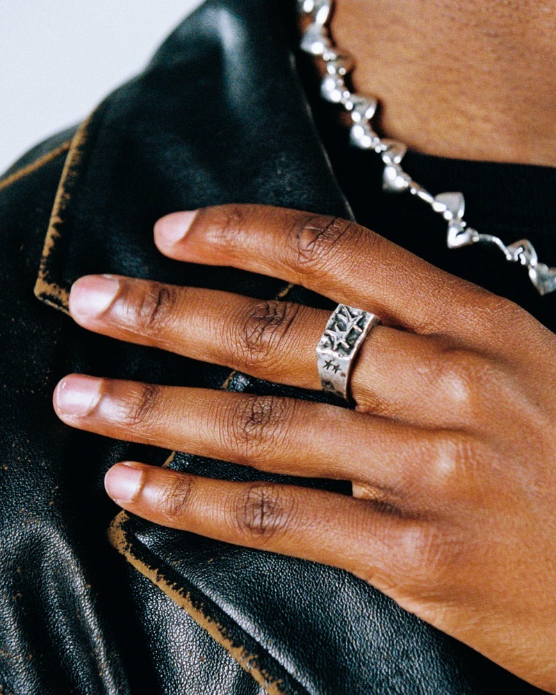 TwoJeys｜Ignorant Icon Ring