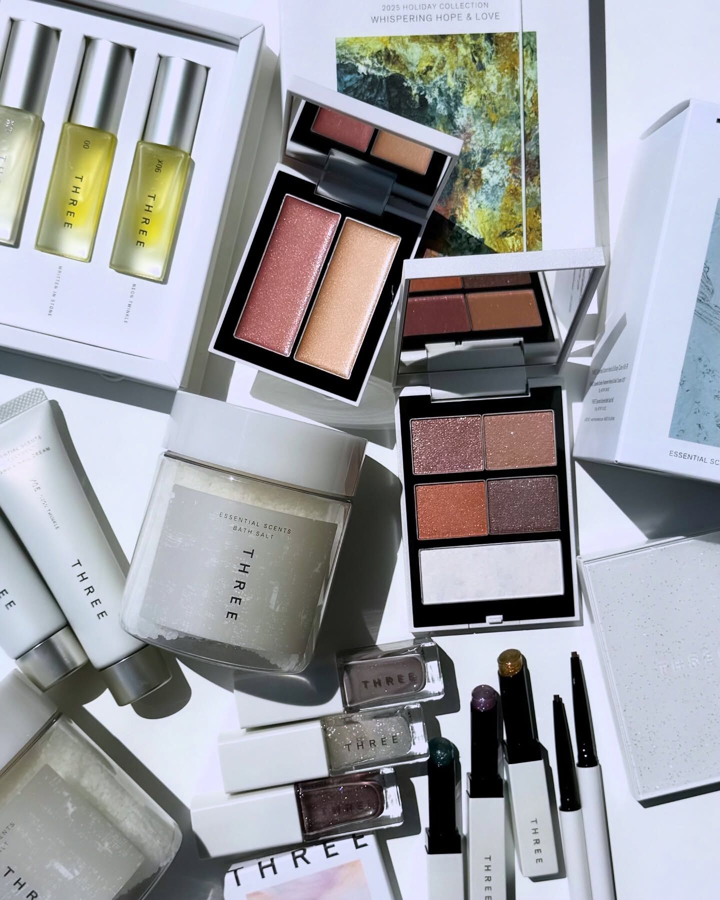 [限定] THREE 25th Anniversary Whispering Hope & Love Holiday Collection 2025