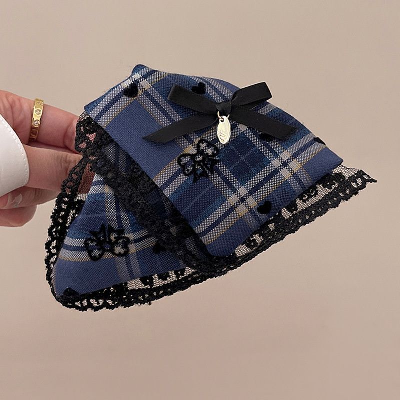 French Classic Plaid Triangle Hair Claw
