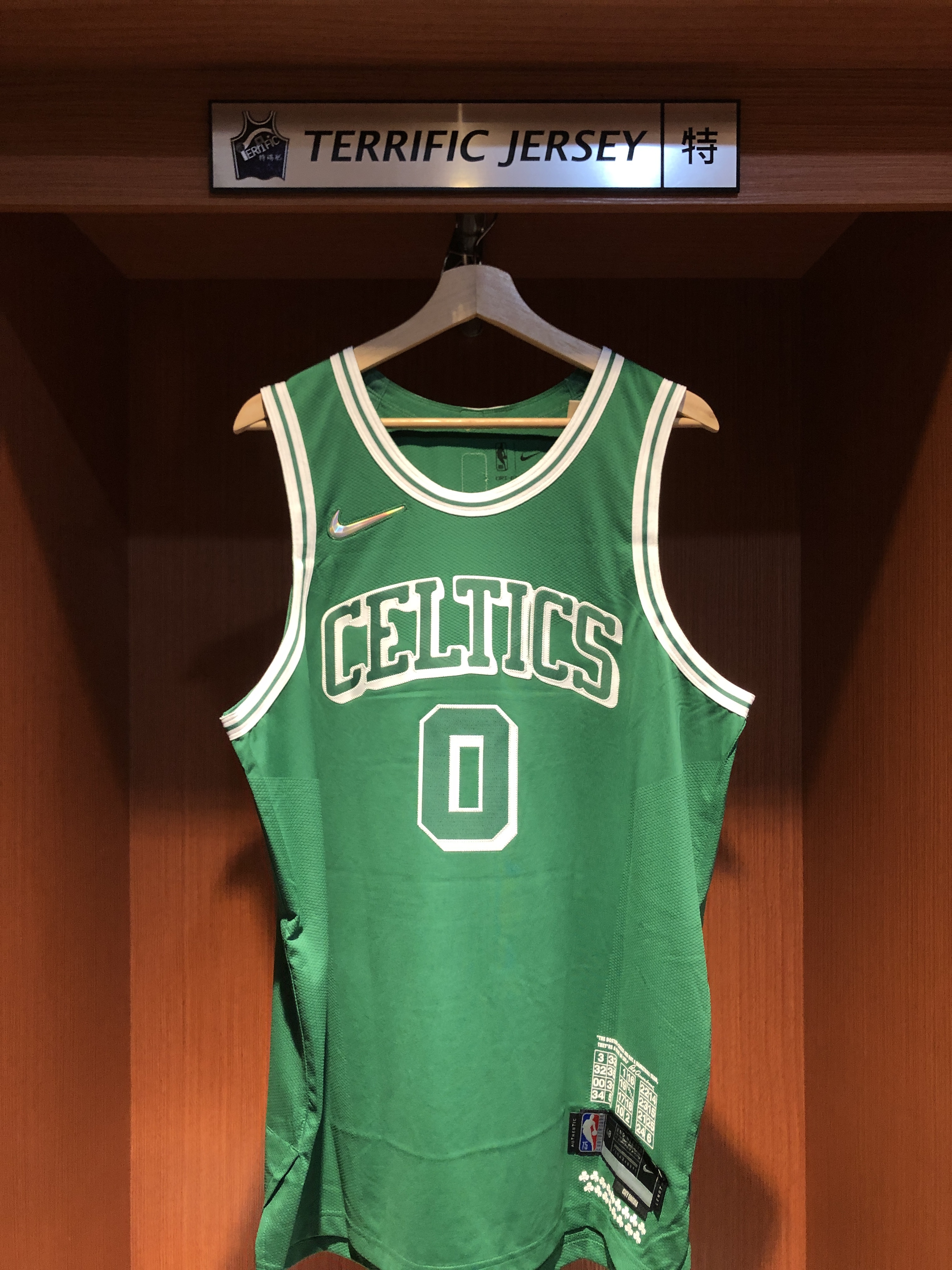 NBA球衣 親簽含認證 Jayson Tatum 波士頓賽爾提克城市 75周年 鑽石標 City Nike Authentic 球員版 電繡 Fanatics 官方雷射編號 全新