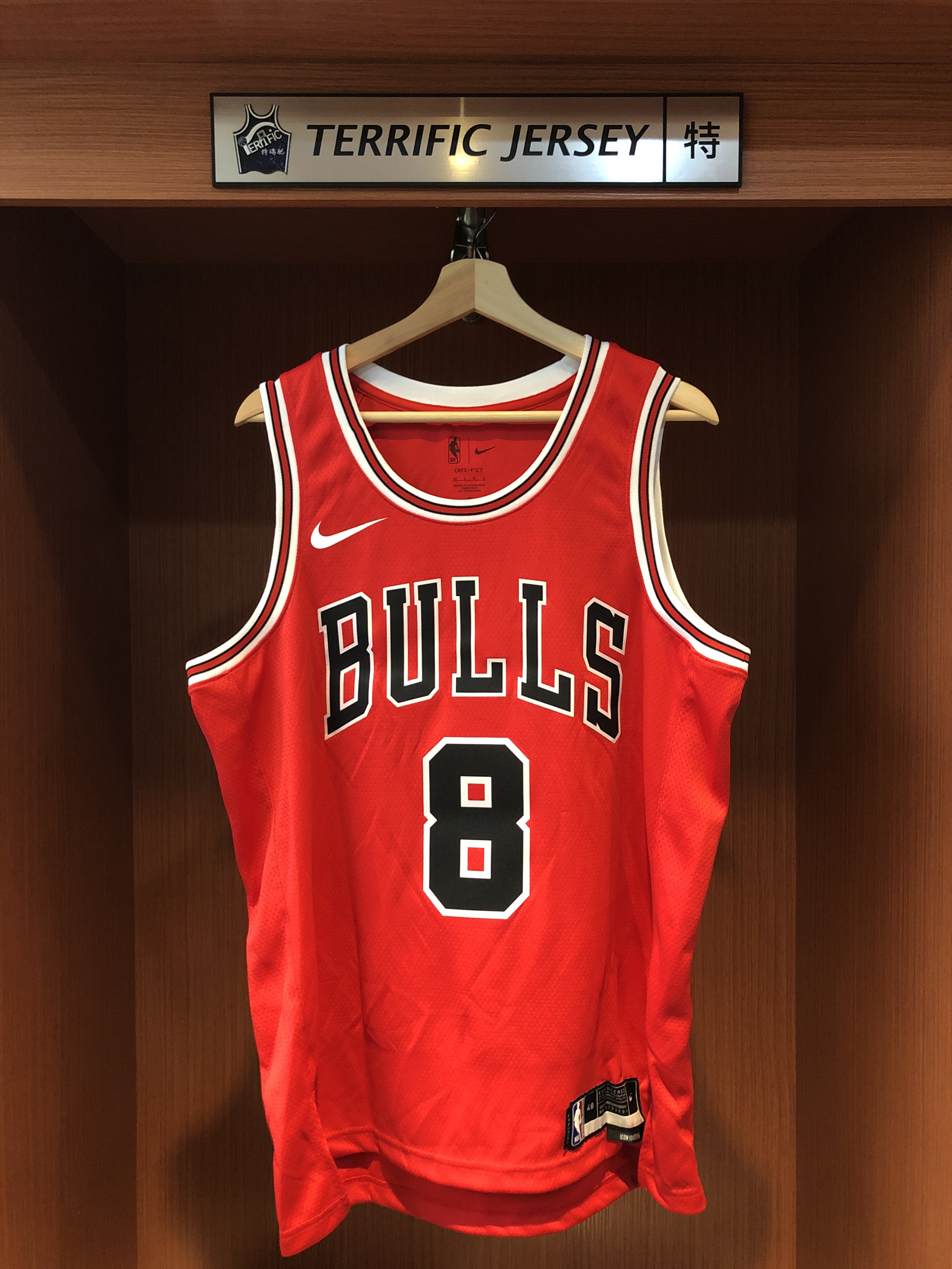 NBA球衣 親簽含認證 Zach Lavine 芝加哥公牛紅 Nike Swingman 球迷版 熱轉印 Fanatics 官方雷射編號 全新