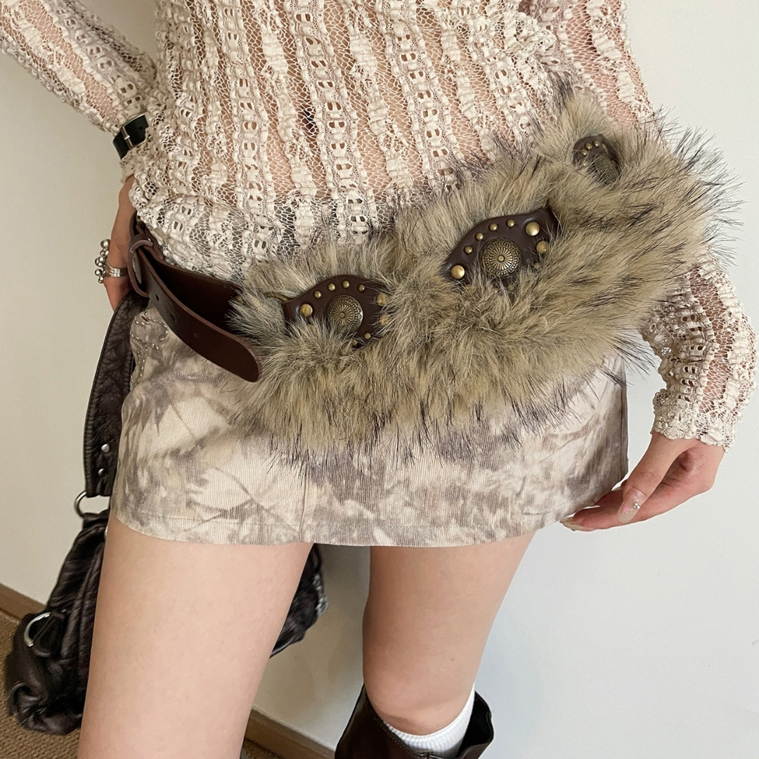 【復古雕花皮帶】設計感皮帶 美式配件 百搭造型腰封  (現貨)