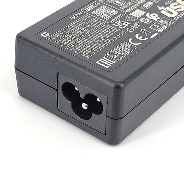 65W Type-C 變壓器 附 三芯電源線 (1P3K6AA)