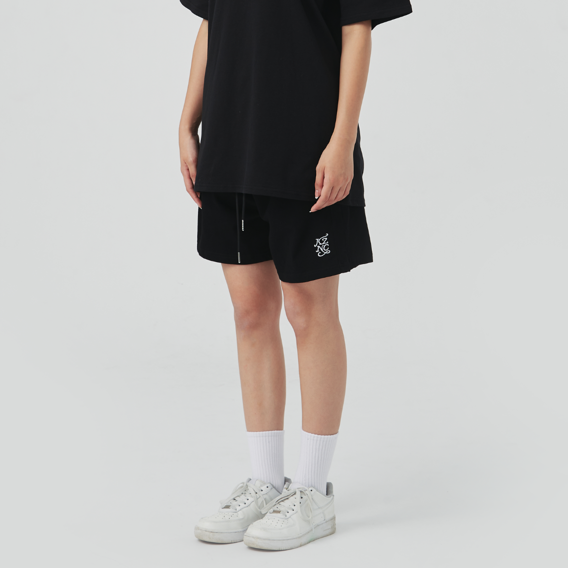 KZNC 休閒抽繩棉短褲