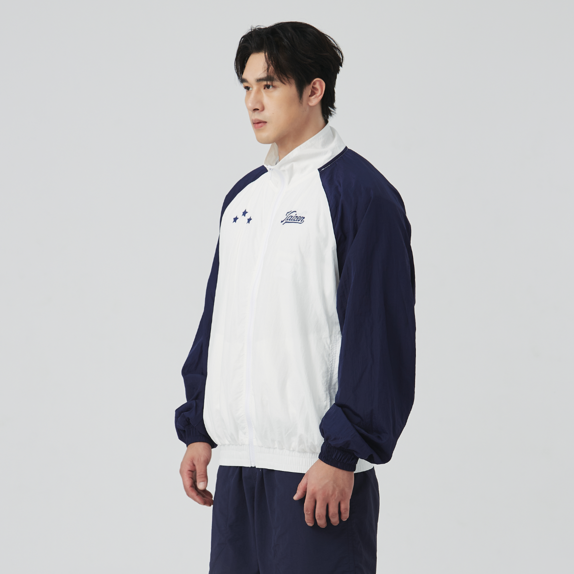 輕機能運動外套