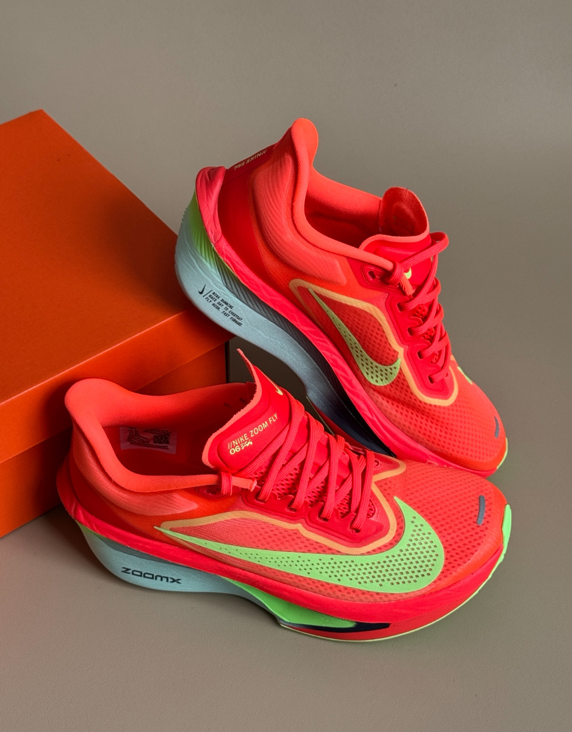 男鞋 NIKE ZOOM FLY 6 橘紅黃 緩震 透氣 輕盈 碳纖維 慢跑 運動鞋【FN8454-601】