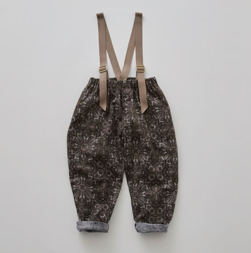 ELFINFOLK 雪晶印花吊帶褲 Snow Crystal Printed Suspenders Pants dark brown