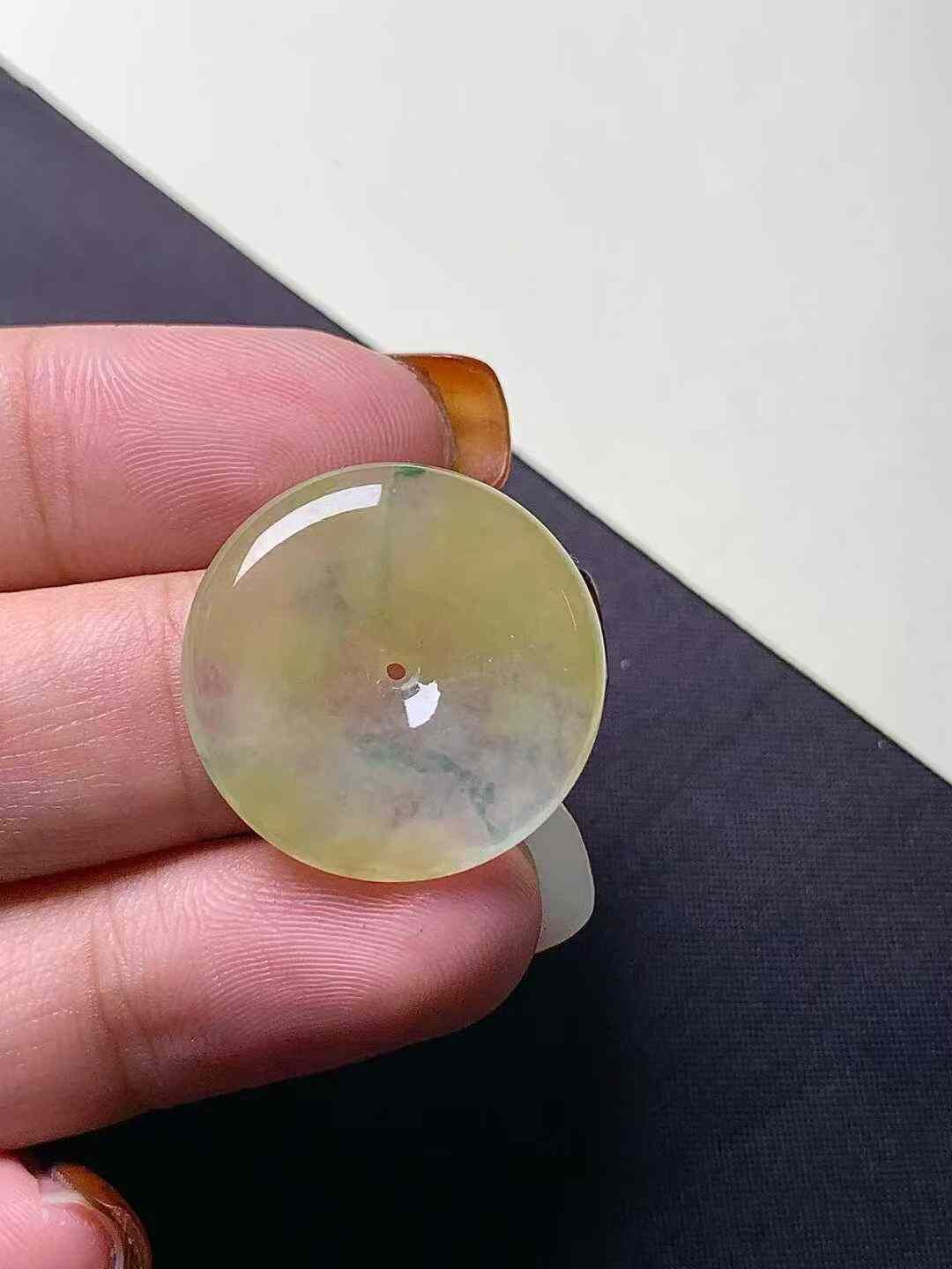 96312 翡翠黃翡平安扣 (22.7mm直徑)