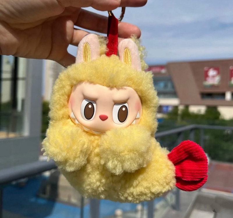 官方正版 泡泡瑪特 The Monsters WACKY MART SERIES 絨毛耳機包