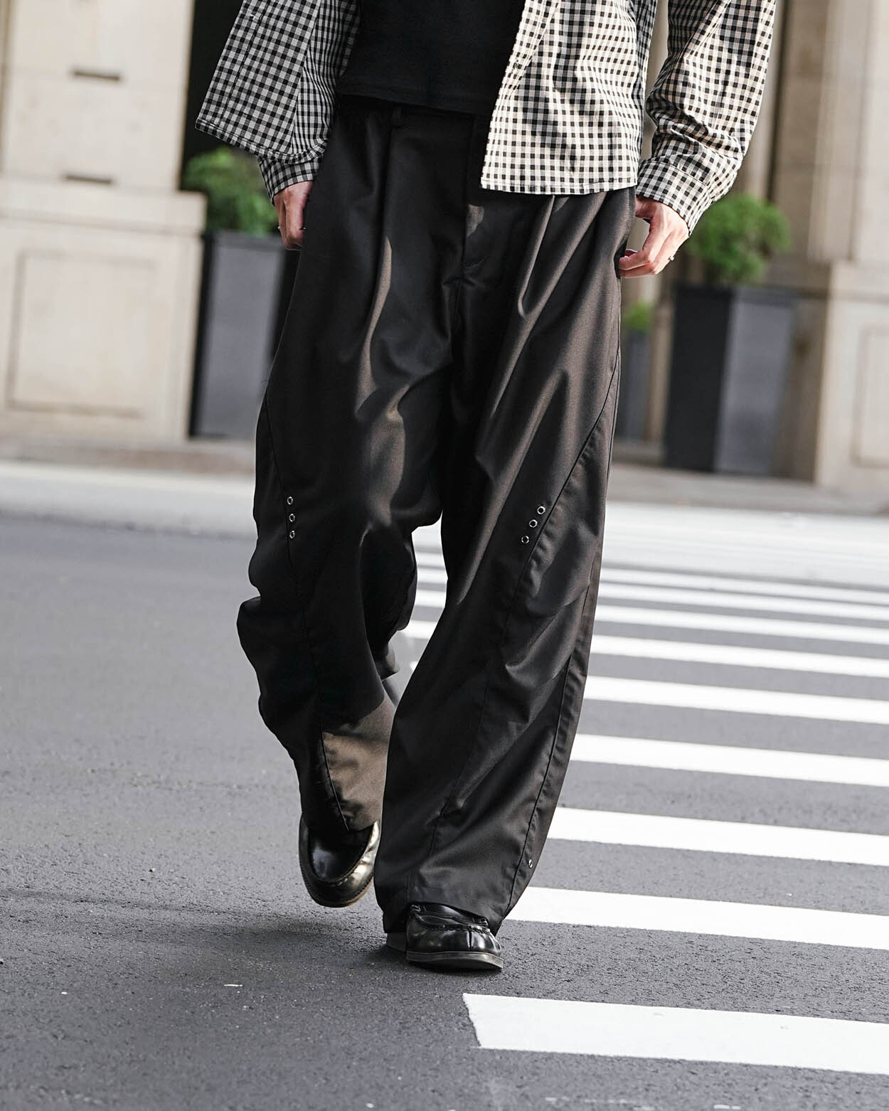 Quest Rivet Suit Pants 剪裁西裝褲 2色