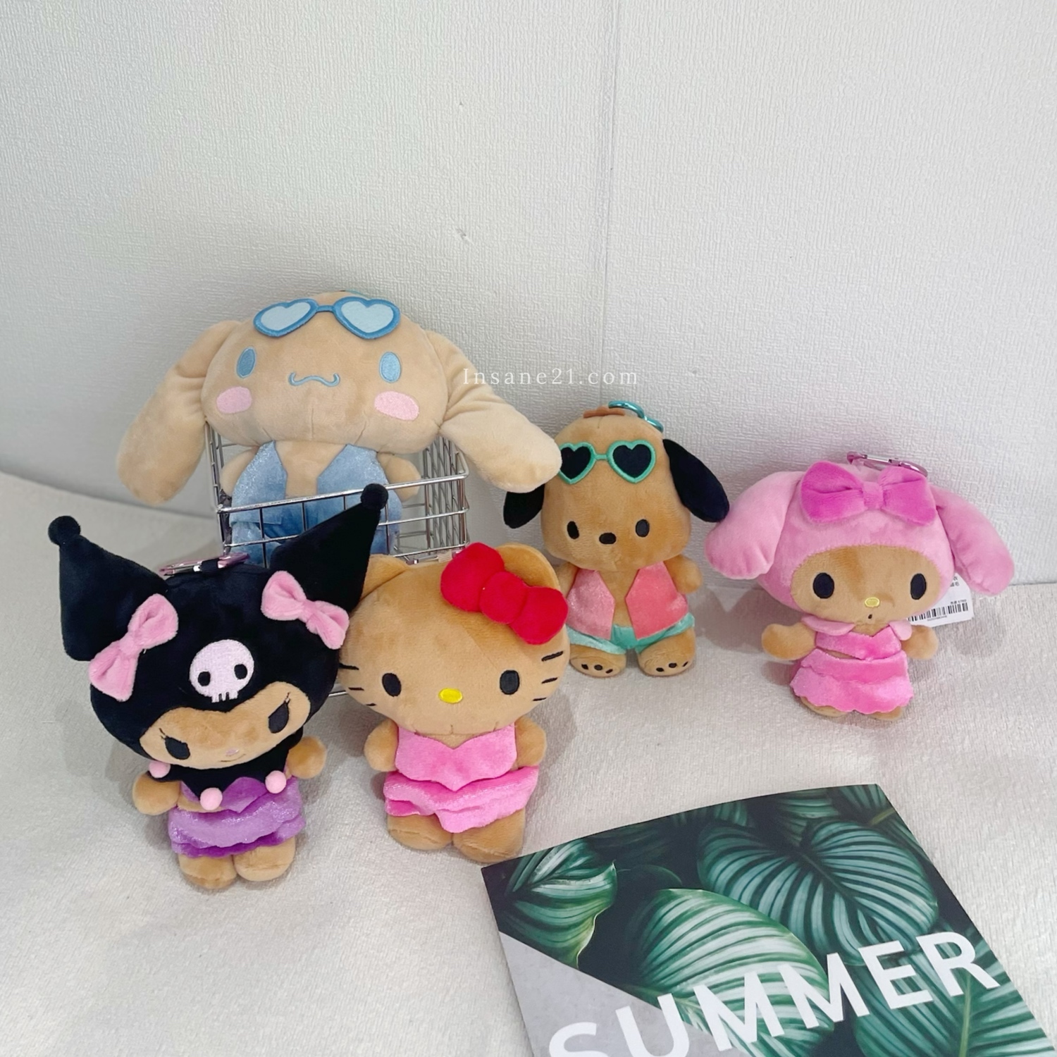 SANRIO 三麗鷗 曬黑泳衣零錢包吊飾 愛心釦環 玩偶吊飾 絨毛 玩偶