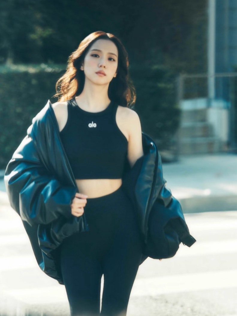 ALO JISOO 金智秀同款 小背心