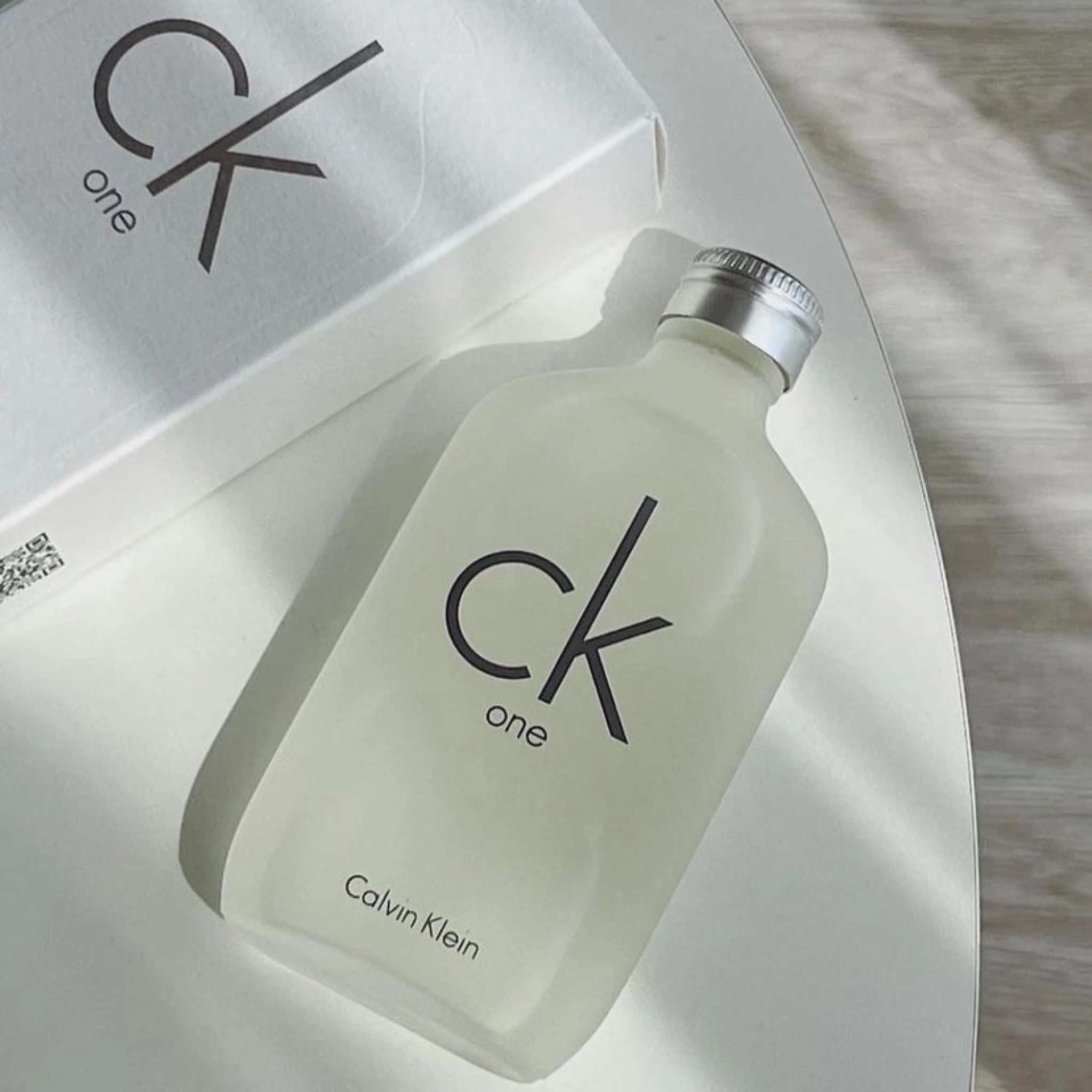 (預購商品 9/22收單)  Calvin Klein CK ONE 中性淡香水 200ml