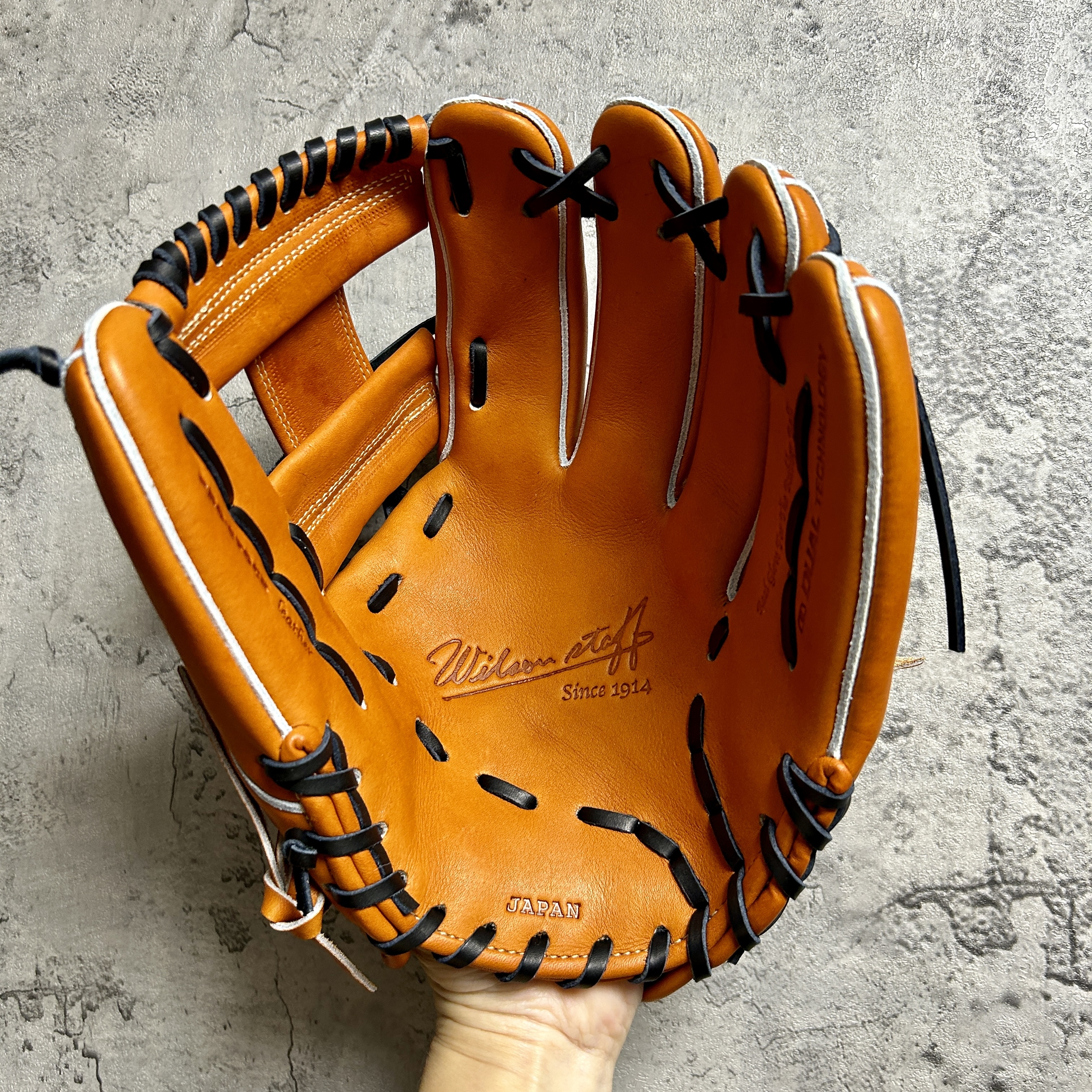 Wilson 外崎モデル　軟式 Wilson Wilson Staff DUAL 軟式 内野 外崎修太モデル WBW102983