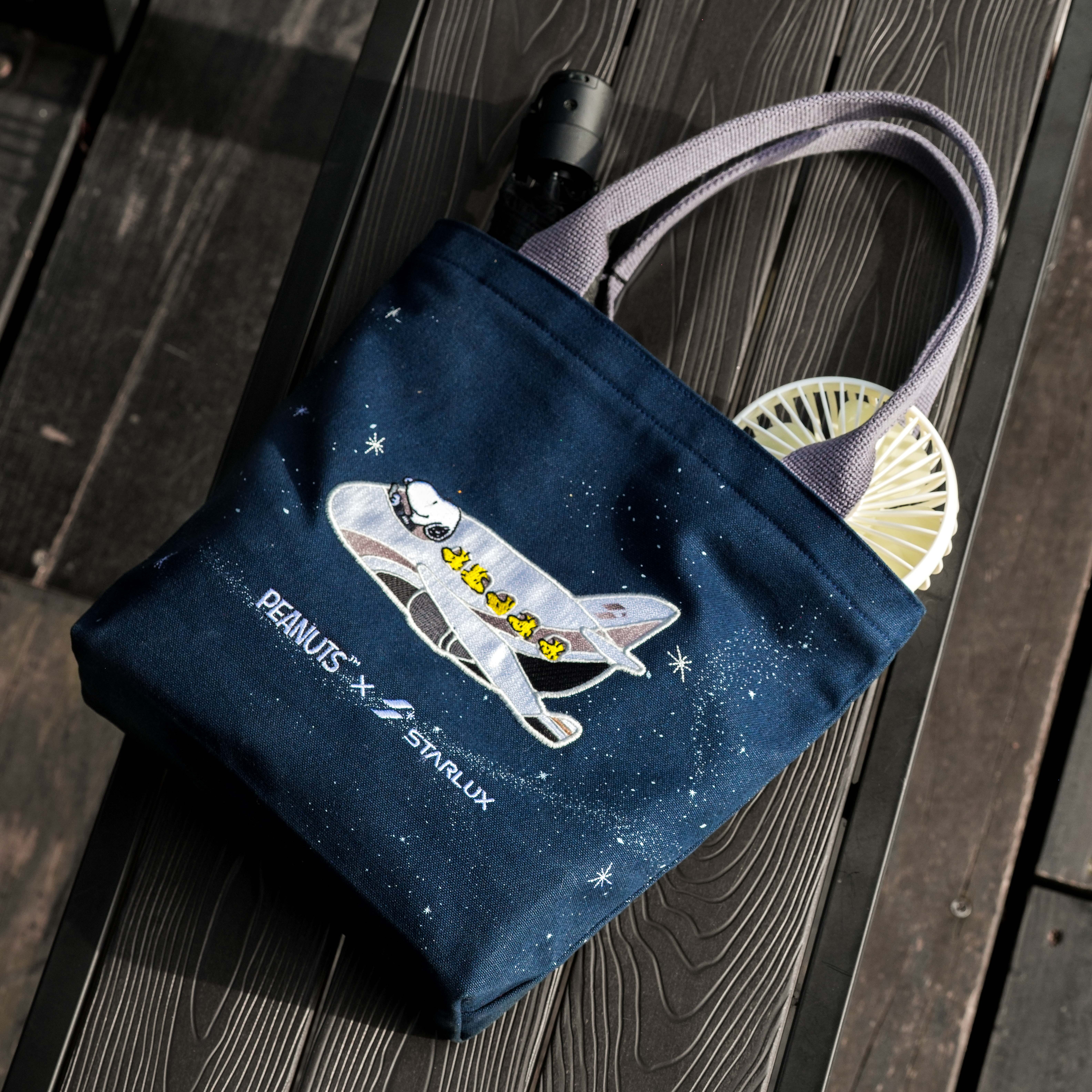 スターラックス航空×ピーナッツ　コラボ　エコバッグ PEANUTS × STARLUX Canvas Tote Bag