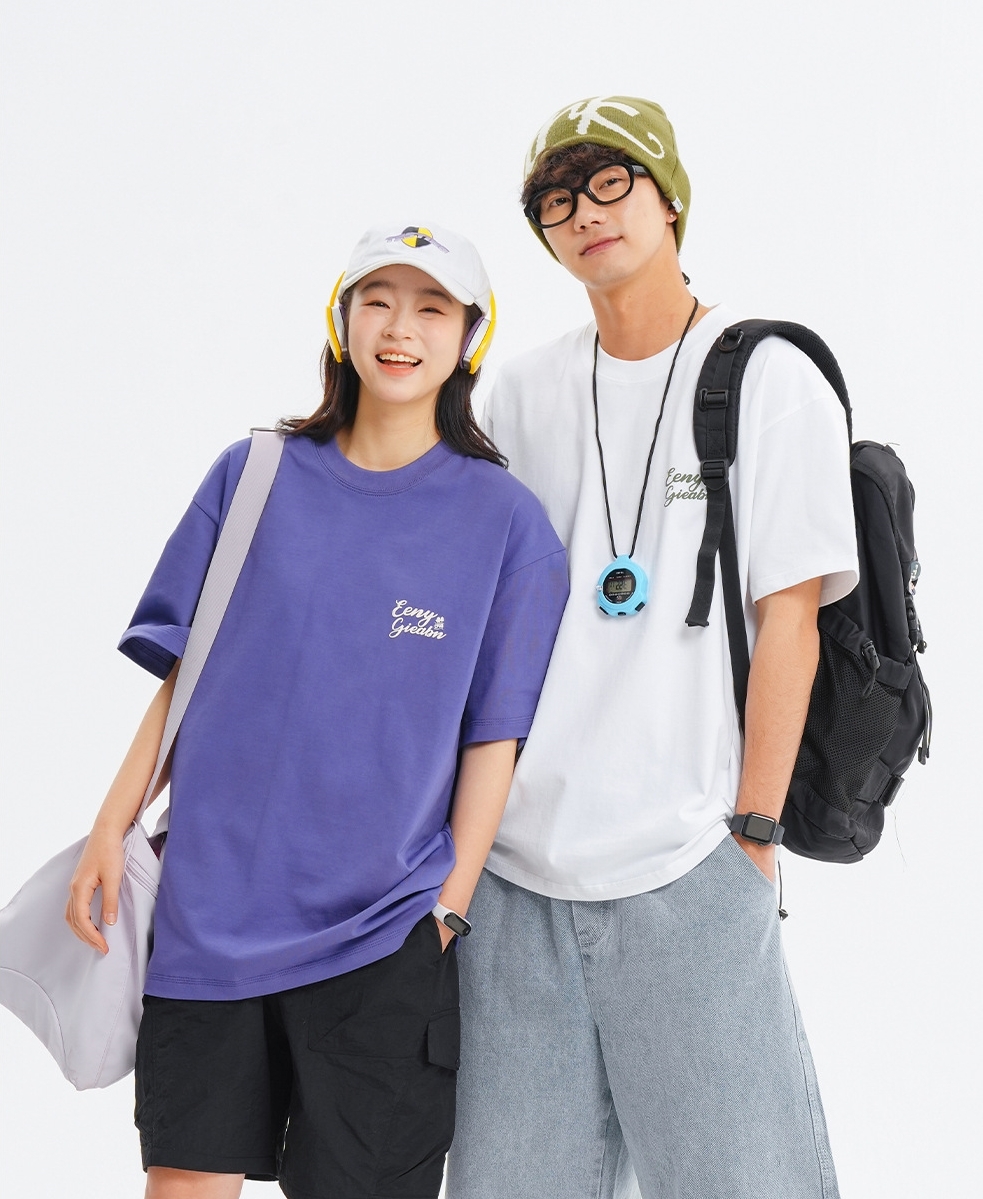 9M04 凹豆露營風印花短棉TEE 兩色