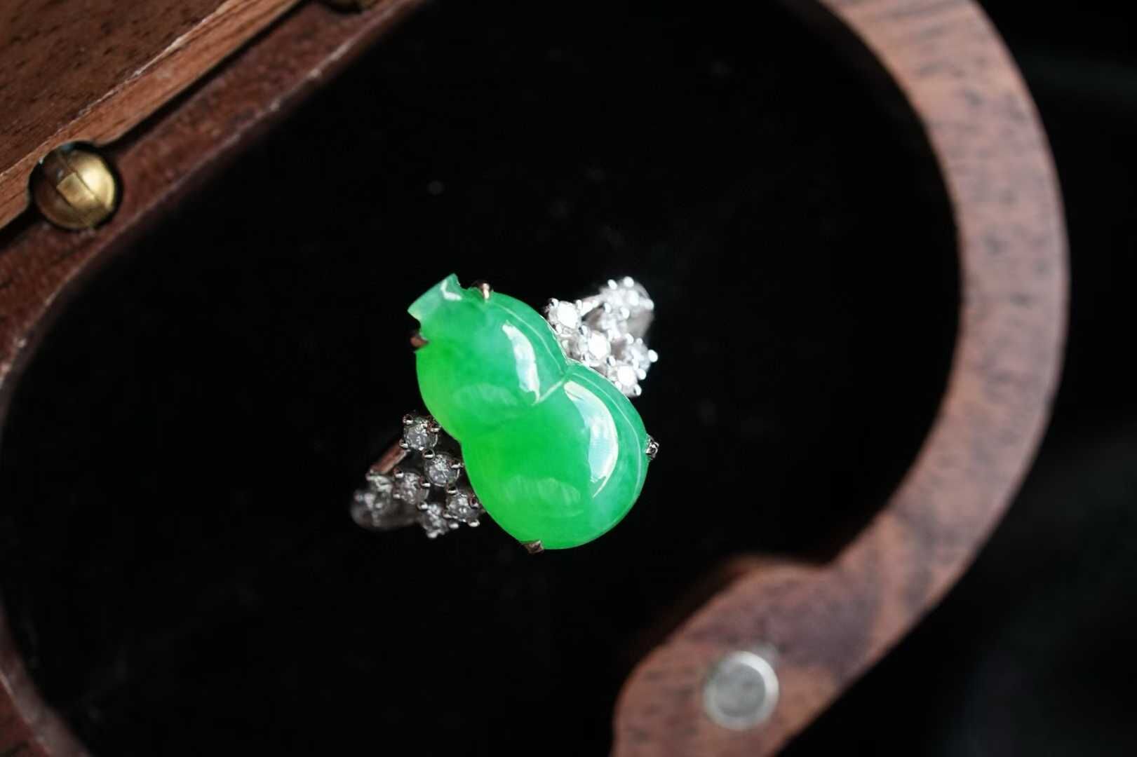 96820 翡翠正陽綠葫蘆戒指