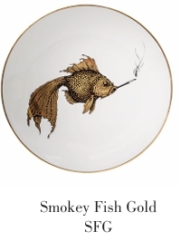 叼著菸的22K鍍金金魚