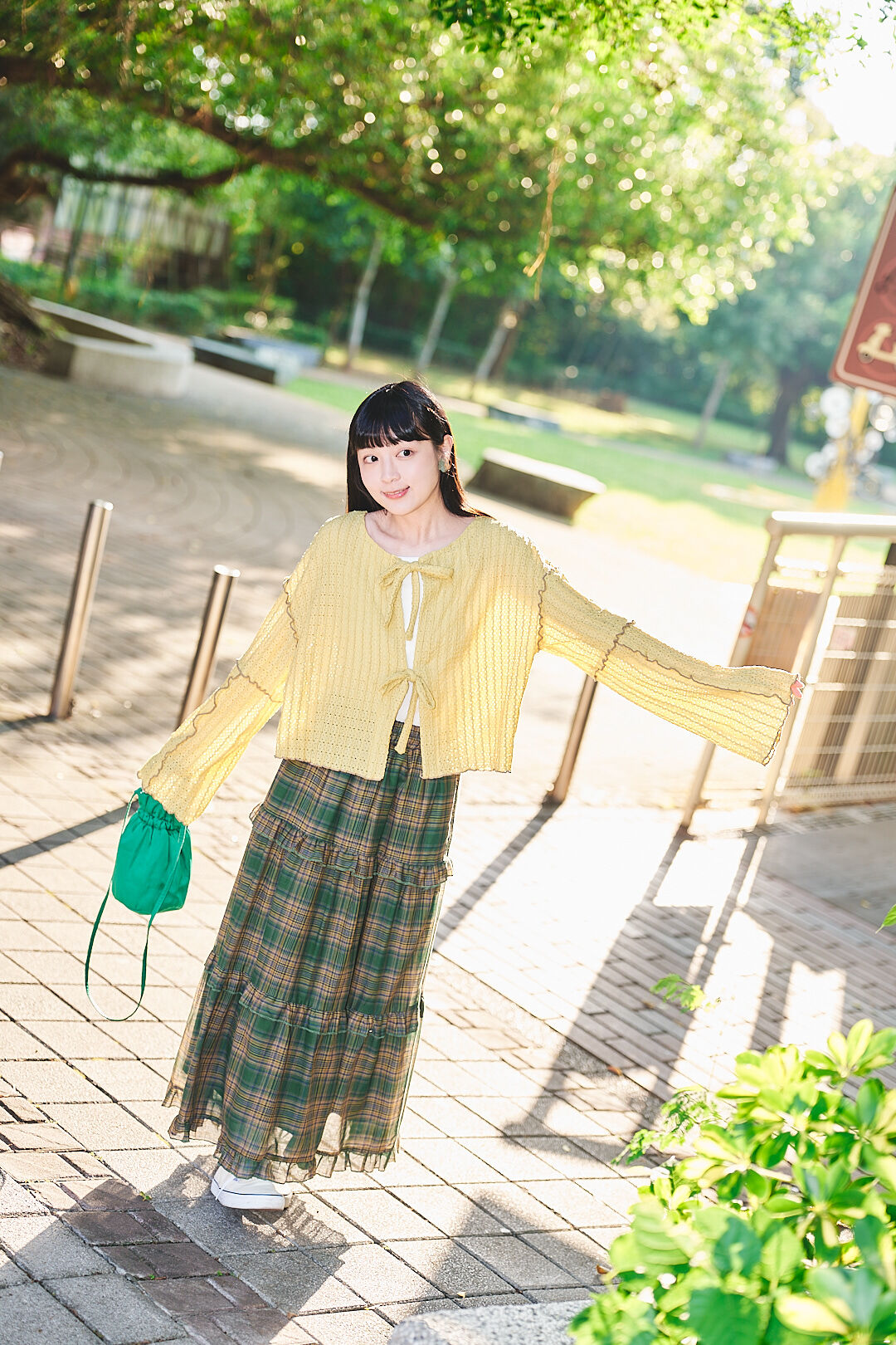 (限量)秋上溫室！蝴蝶結滾邊針織衫(兩色-緗黃)