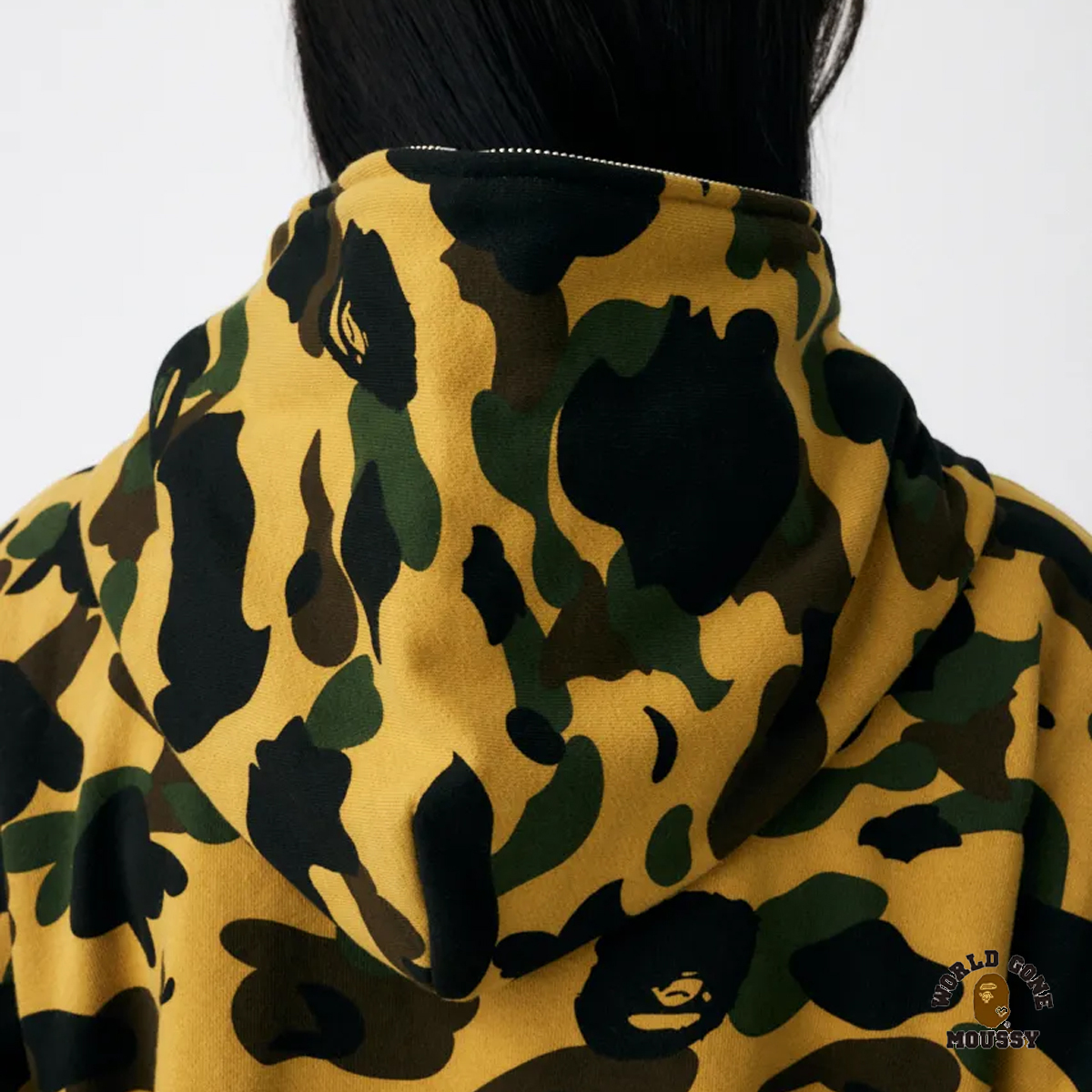 A BATHING APE X MOUSSY COLLEGE LOGO ZIP BAPE 猿人頭迷彩大學