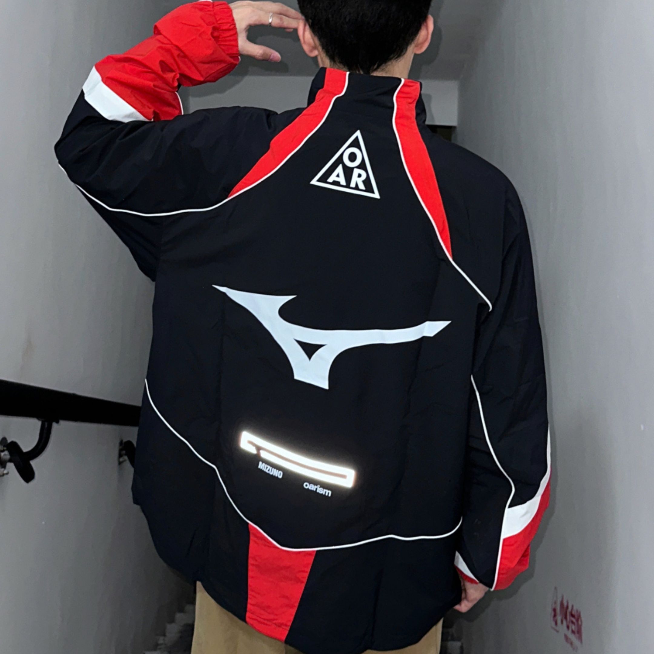 NICEDAY 代購 MIZUNO x Oarism 美津濃 聯名 美式 復古 賽車 立領 外套 黑紅 紅 黑