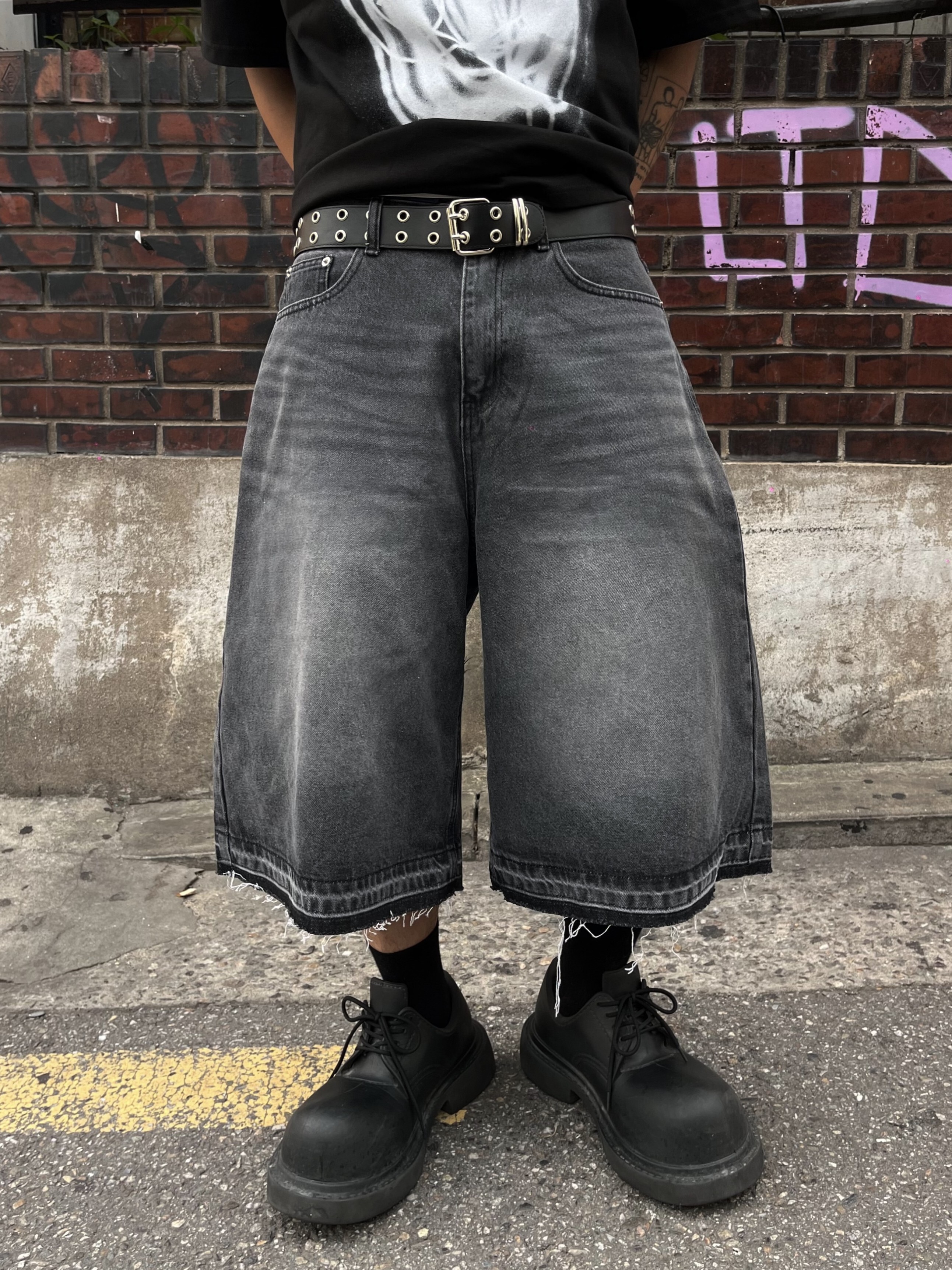 (韓國獨家特價) Decki 水洗百慕達牛仔褲