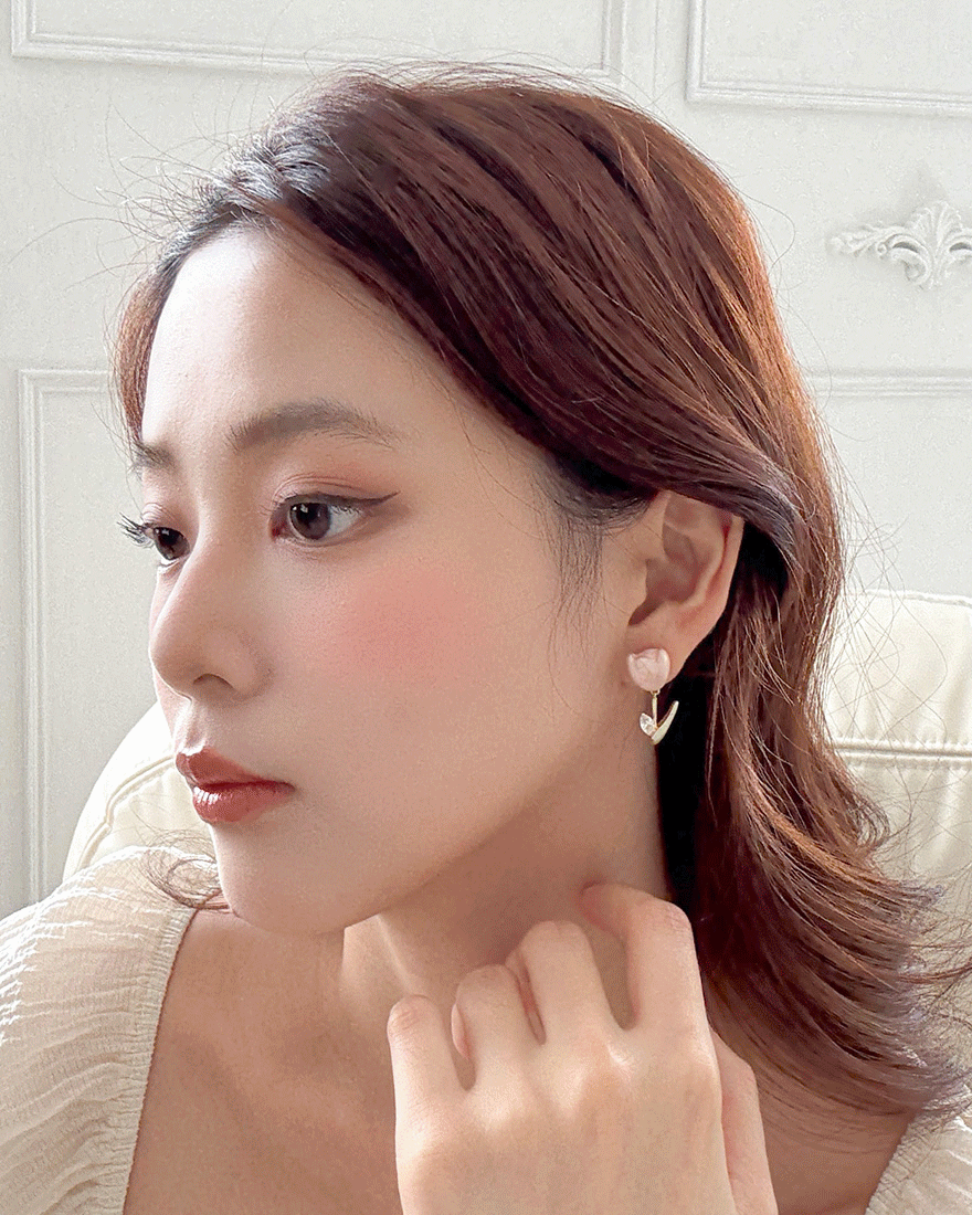甜美花語彩釉鑽石鬱金香耳環-唯美粉純銀針式