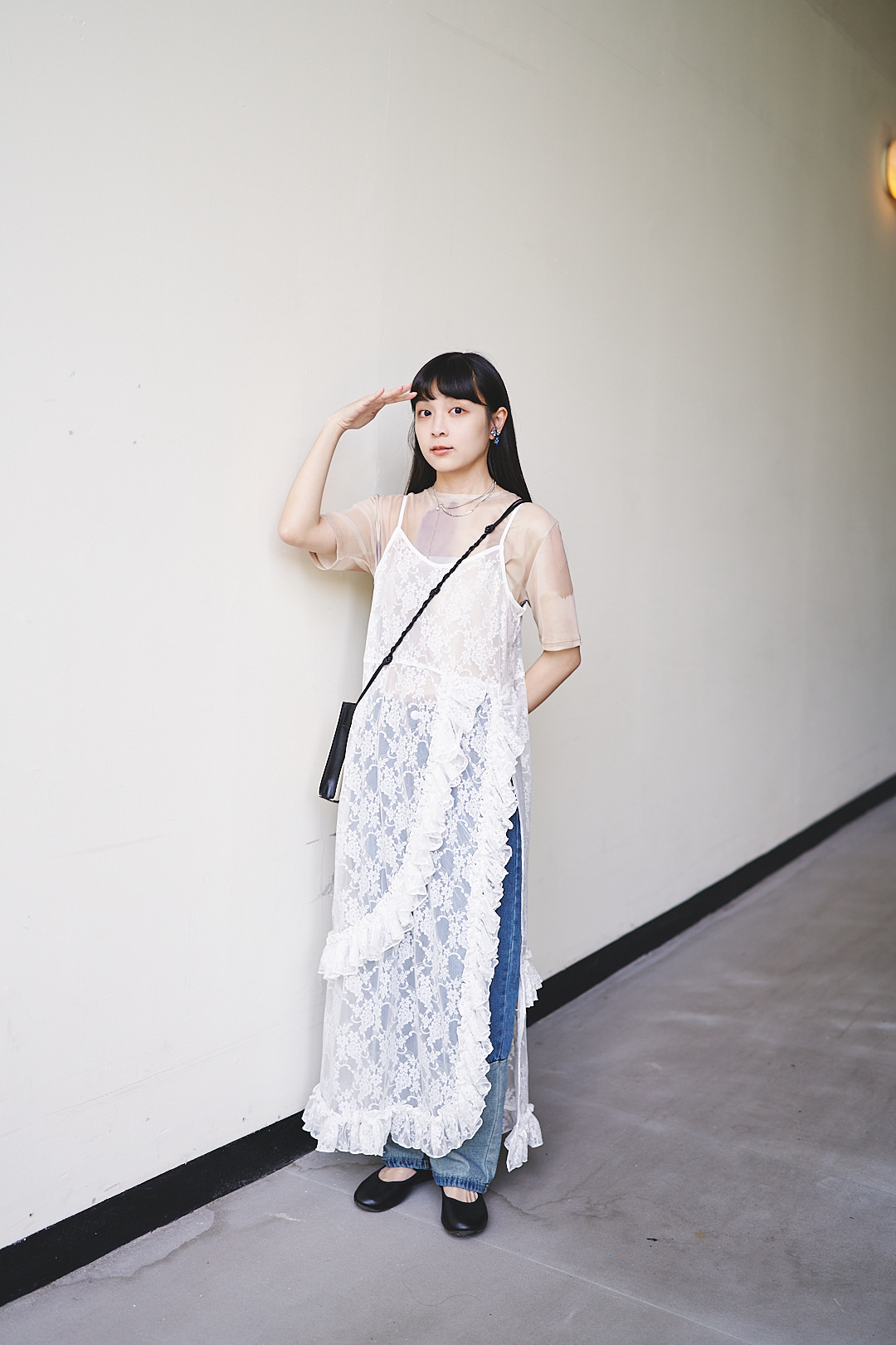 秋海棠開！花紋蕾絲吊帶裙(兩色-純白)