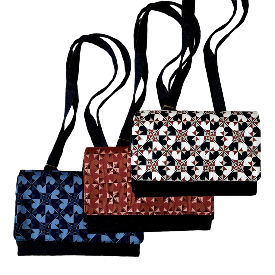 Kyokuhaku 肩背手帳包 探索