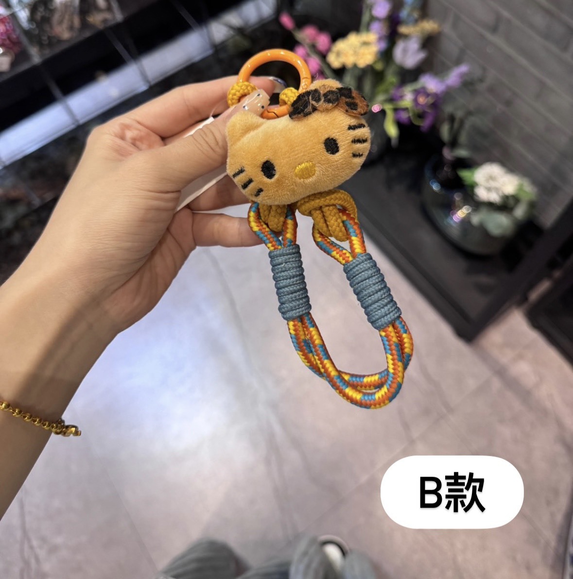 韓國連線 - KITTY手機掛繩 共4款