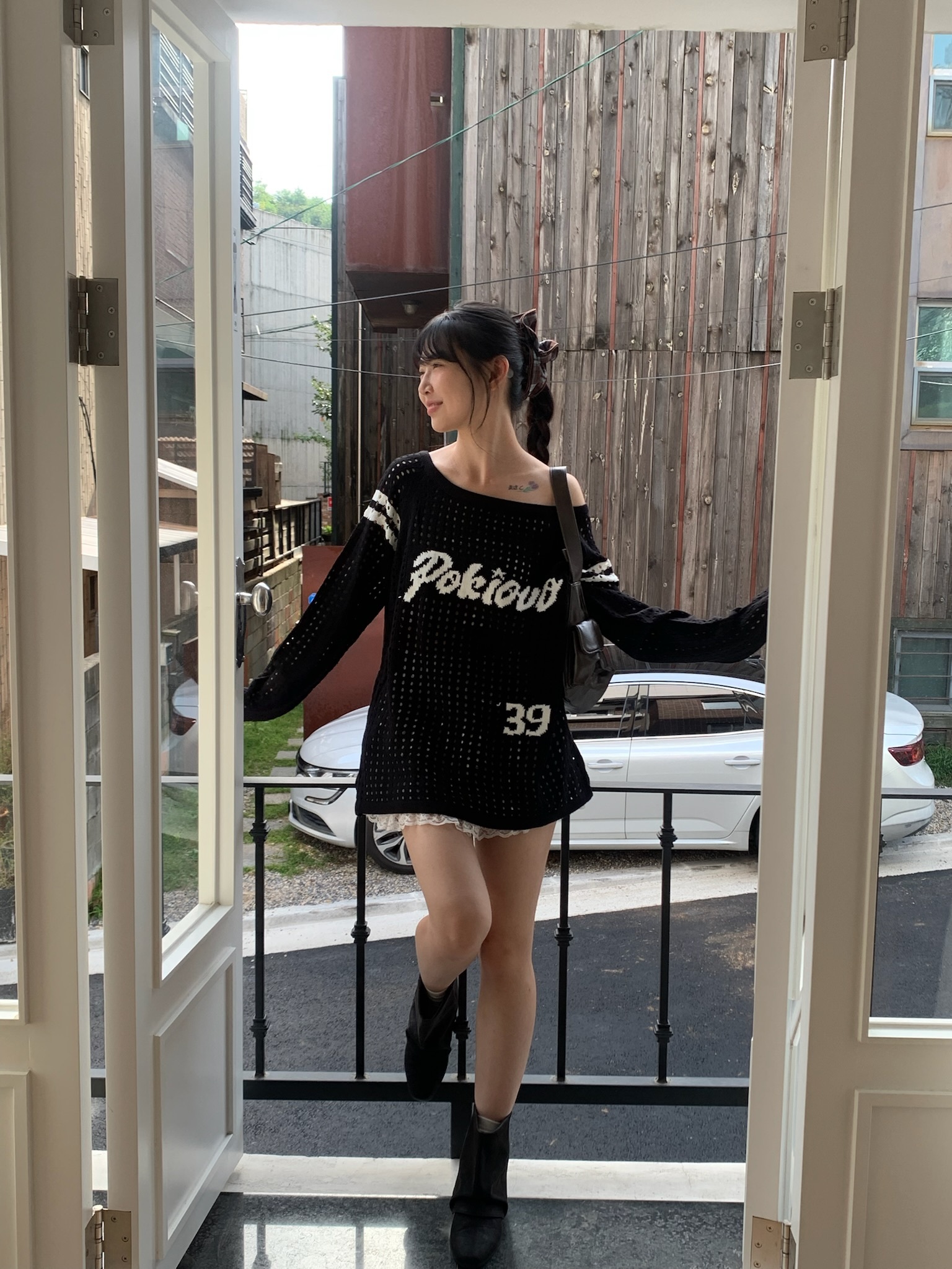 ISA_美式代表 辣妹大寬領(超特別!)針織鏤空上衣_58047