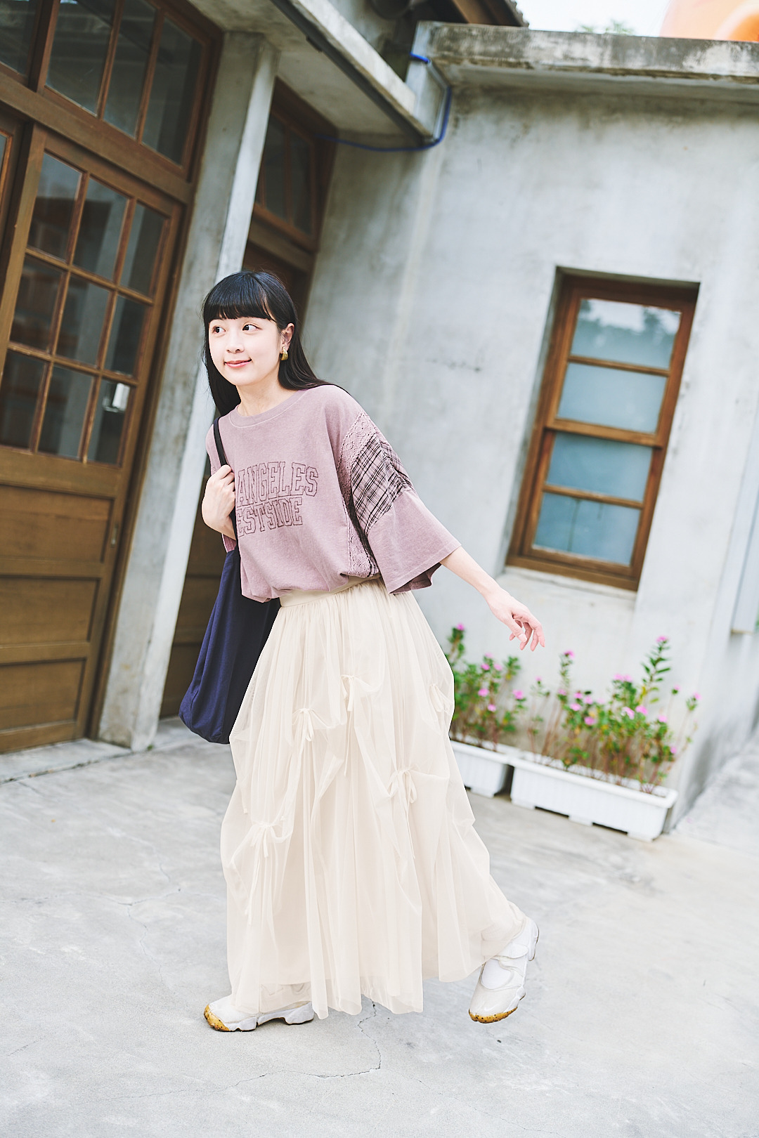 輕綁著雲霧！蝴蝶結薄紗半身裙(兩色-象牙)