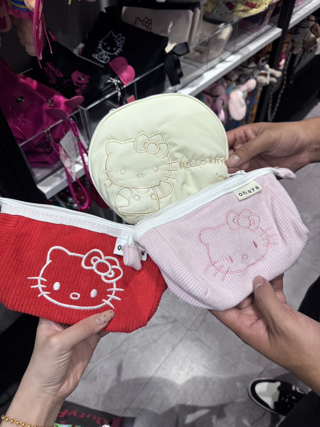 韓國連線 - HELLO KITTY 拉鍊化妝包