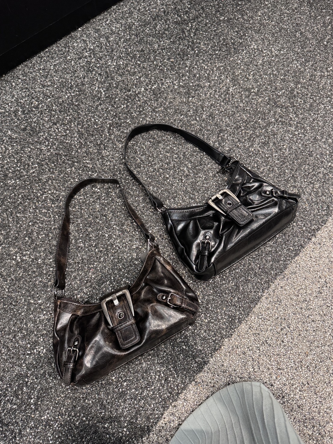 韓國連線 - 復古龐克皮帶包